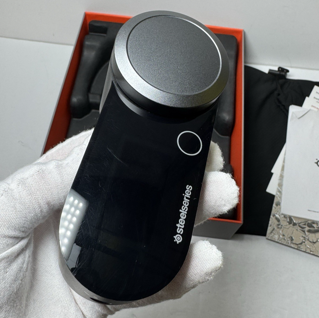 SteelSeries - Arctis Nova Pro Wired Multi Gaming Headset for PC, PS5, PS4, Switc #6