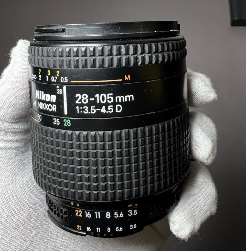 Nikon D7100 Digital Camera 24MP +AF Nikkor 28-105mm w/access *9106*shutter #10