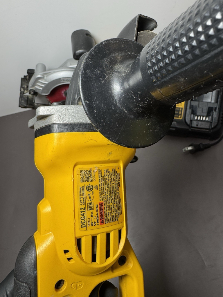 DEWALT 20V MAX Grinder DCG412 + Atomic Saw DCS571 w/ 5.0Ah Battery & Charger #3