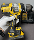 DEWALT DCD999 20V Cordless Hammer Drill FLEXVOLT W/ 1.7 Ah battery/charger buy