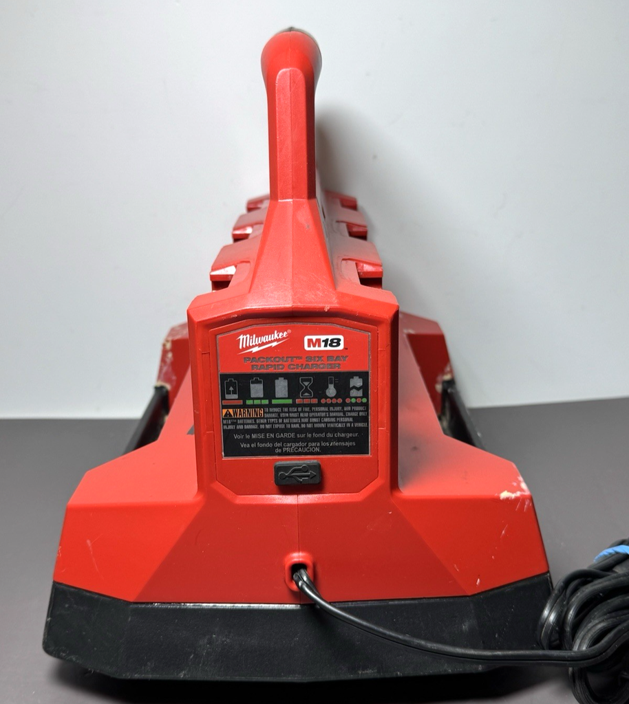 Milwaukee 48-59-1809 M18 PACKOUT Six Bay Rapid Charger #2