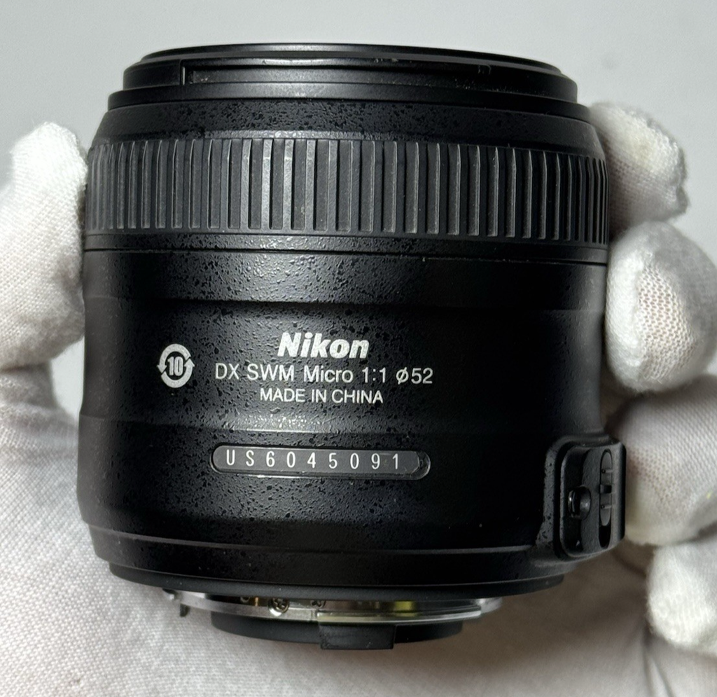 Nikon AF-S DX Micro-NIKKOR 40mm f/2.8G  Lens #4