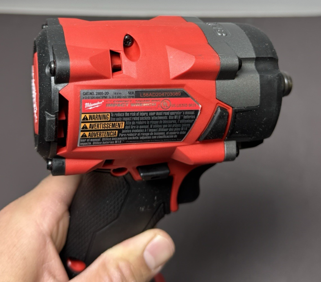 Milwaukee 2855-20 1/2" Compact Impact Wrench with 5.0 Ah battery #4