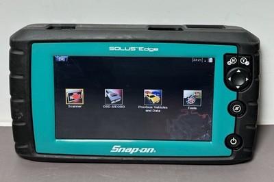 SNAP-ON Solus Edge Model EESC320 Software Version 17.4 w/ Carrying Case, Charger #1