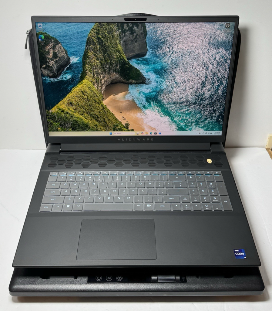 Alienware M18 R2 18" 165Hz i9-14900HX 32GB RAM 1TB SSD GeForce RTX 4080 #7