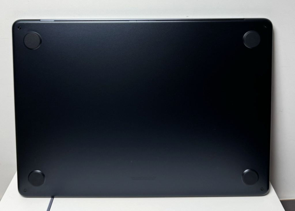 Apple MacBook Air 13" M4 16GB RAM 256GB SSD Midnight  2025, Battery : 4 Cycles #4