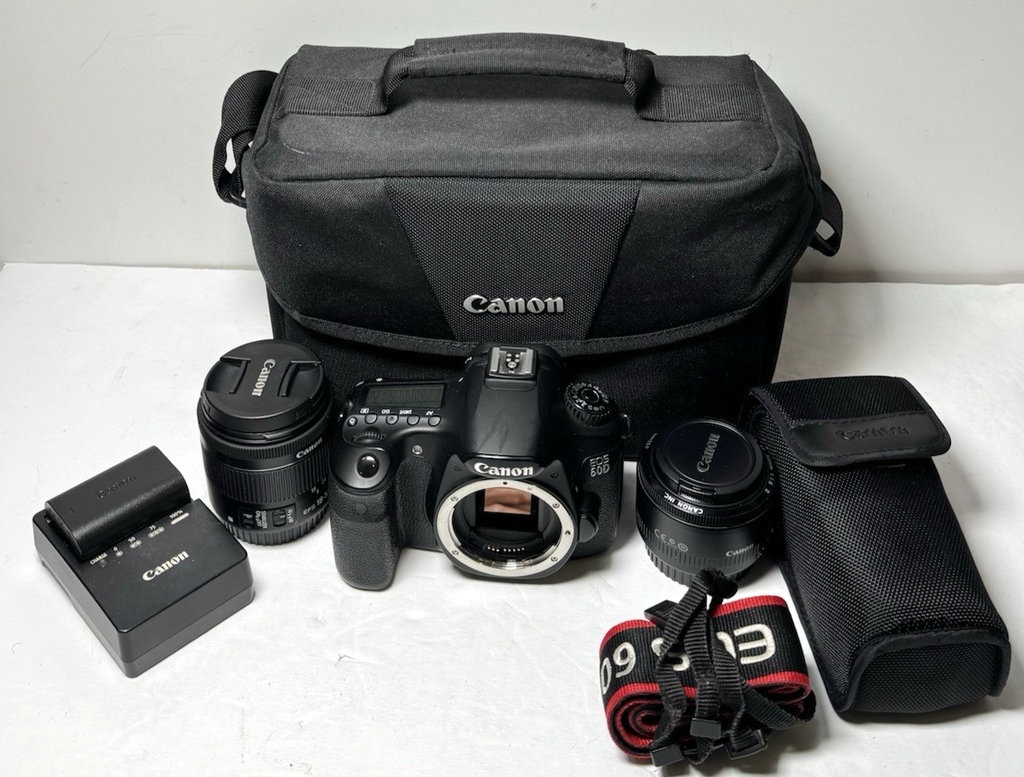 Canon EOS 60D DSLR Bundle w/ 18-55mm IS STM, 50mm f/1.8 & 430EX II Flash #1