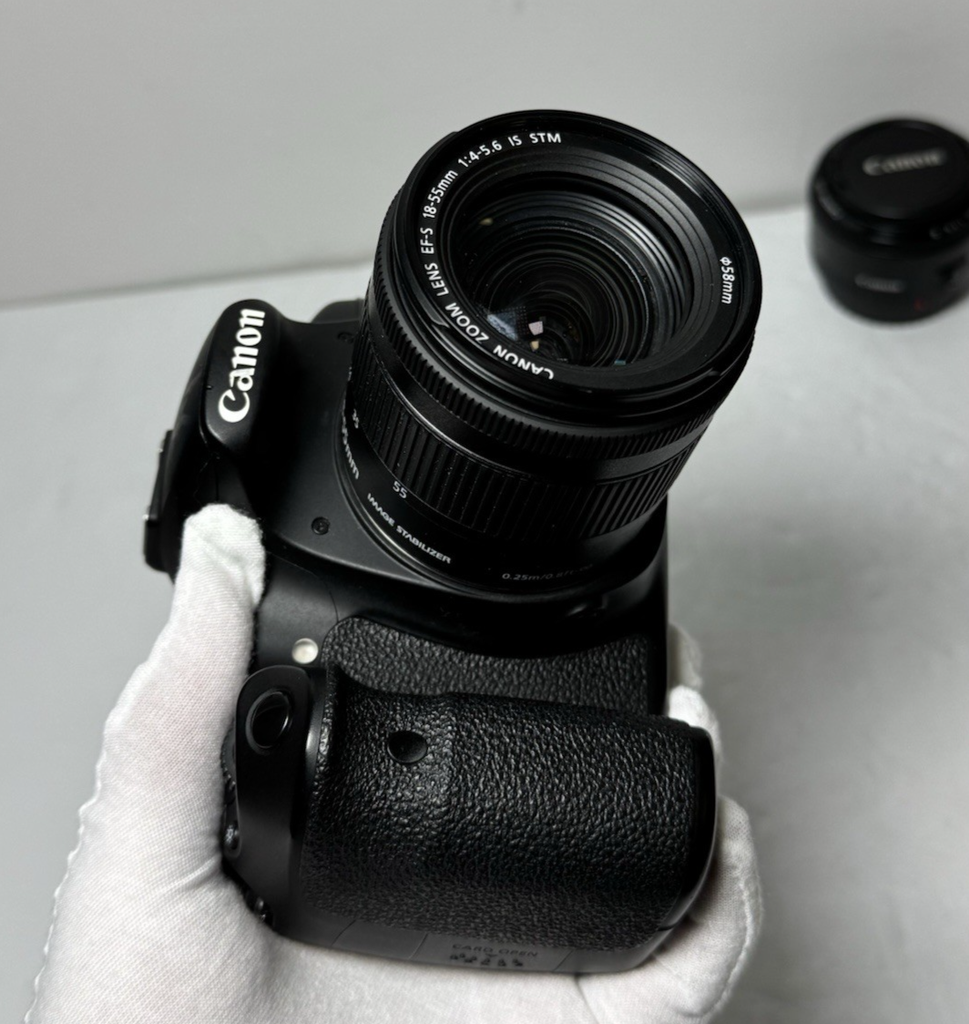 Canon EOS 60D DSLR Bundle w/ 18-55mm IS STM, 50mm f/1.8 & 430EX II Flash #2