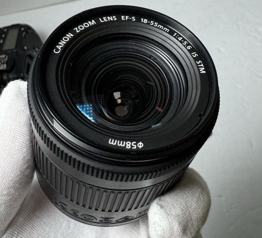 Canon EOS 60D DSLR Bundle w/ 18-55mm IS STM, 50mm f/1.8 & 430EX II Flash #12