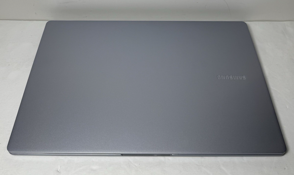 Samsung Galaxy Book4 Edge Snapdragon X 15.6" 16GB, 1TB SSD, 100% batt health #2