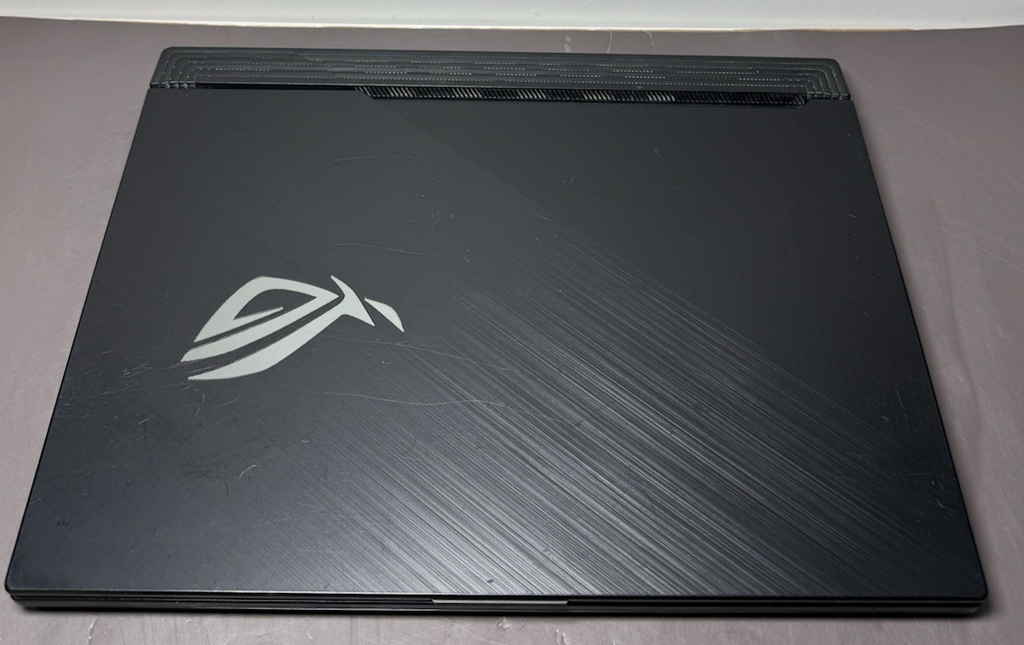 ASUS ROG STRIX GL531, 16 GB RAM, WIn 11, i5-9300H, 256GB SSD, GTX1650, 63% batt #4
