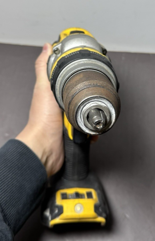 DeWALT 20V XR Brushless Drill DCD999 + DCF620 Screwgun 1 Bat+Charger #2