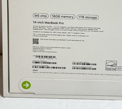 Apple MacBook Pro 14" M5  1TB SSD 16GB RAM, 10-Core GPU-Space Black - New Sealed #4