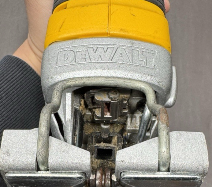 DEWALT DCS334 20V MAX XR Cordless Jigsaw w/charger, 2 AH battery #6