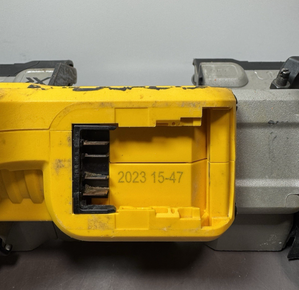 DEWALT DCS374 20V MAX Portable Band Saw - Preowned Tool Only #6