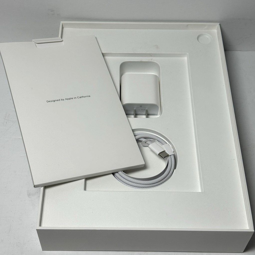 Apple 11" iPad A16 chip with Wi-Fi 128GB Blue, A3354 -Open Box #1