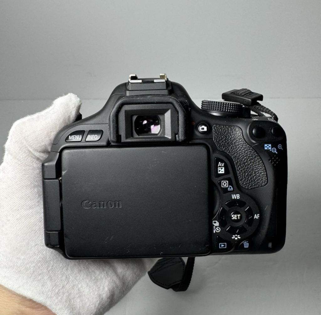 Canon EOS Rebel T3i Digital SLR 18 MP Camera - Body Only w/charger& battery #3