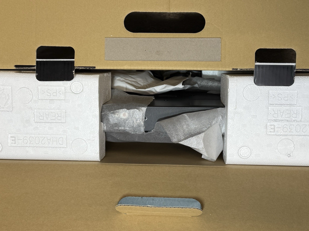 Pioneer DDJ-REV5 Scratch-Style 2-Channel Professional DJ Controller #3