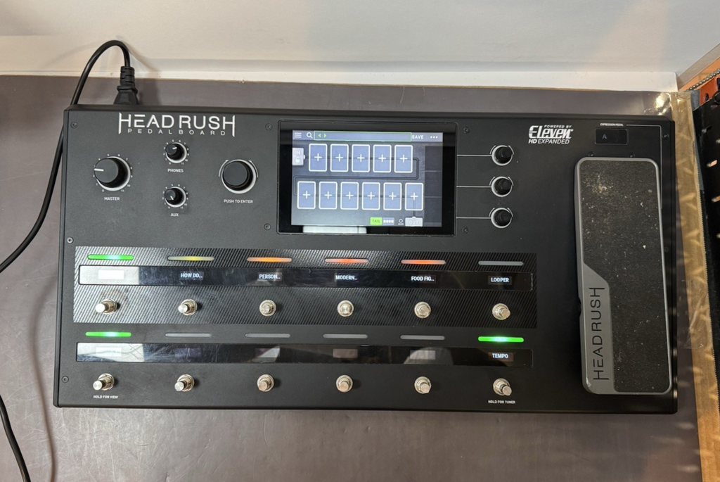 Headrush Pedalboard Eleven HD Multi Effects Amp Modeler w/ Power & USB #1