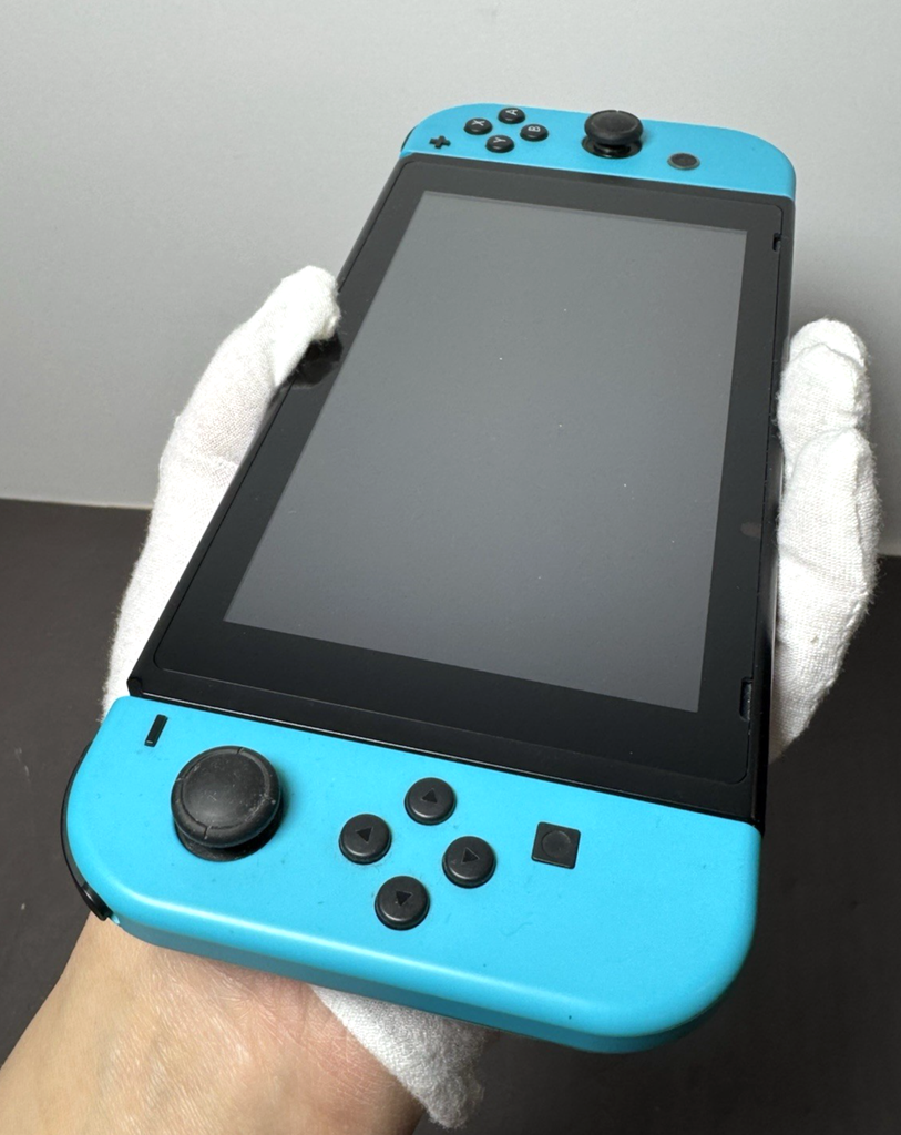 Nintendo Switch Handheld Console HAC-001 (01) w/ controller/dock/SD Card #3