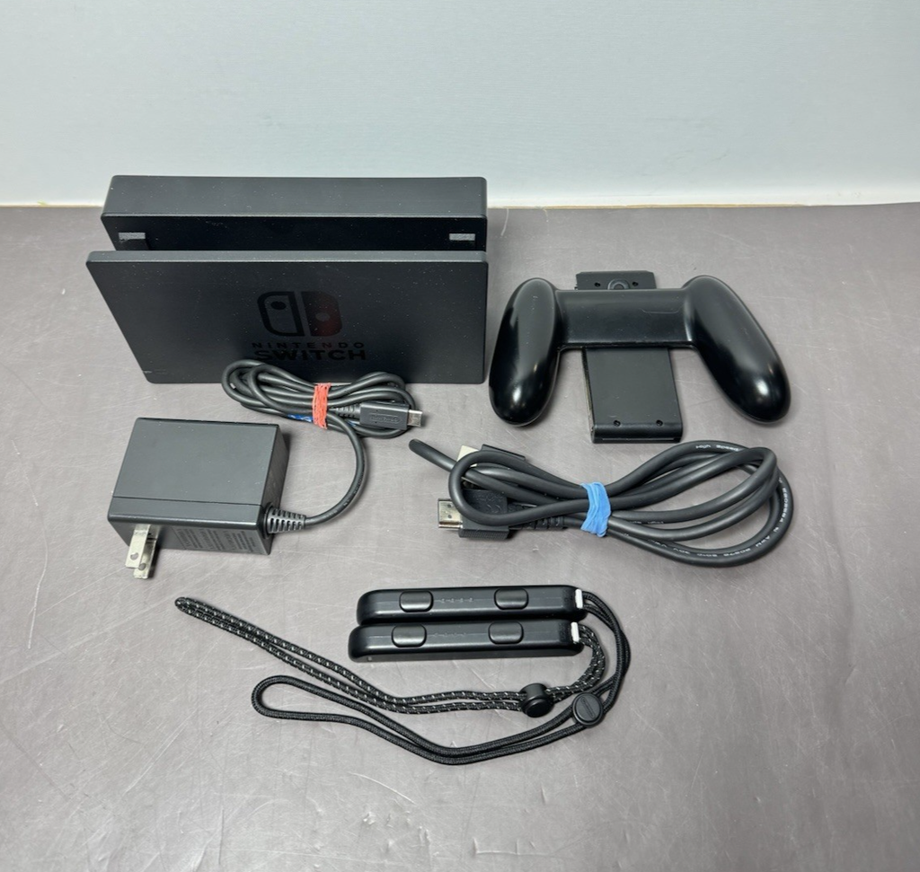 Nintendo Switch Handheld Console HAC-001 (01) w/ controller/dock/SD Card #6