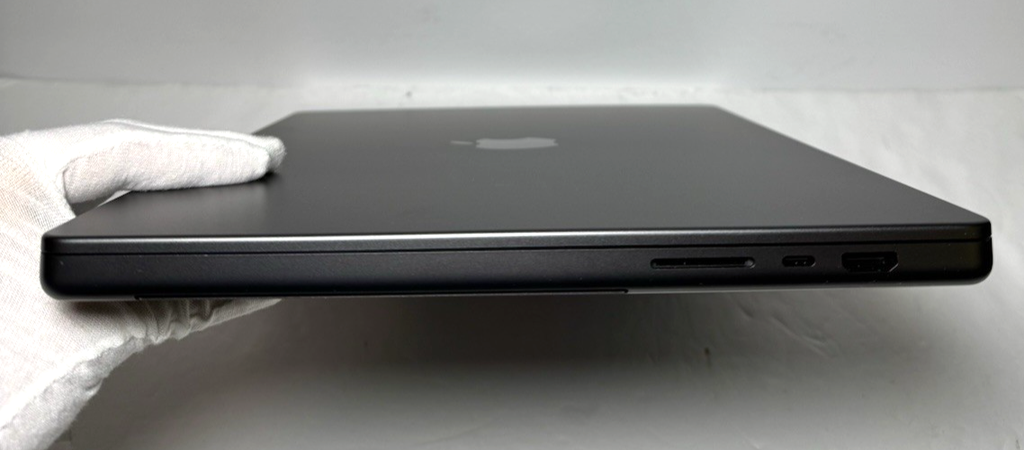 Apple Macbook Pro 16" Space Black M4 Pro, 20C GPU 24GB RAM, 512GB SSD, 5cycles #4