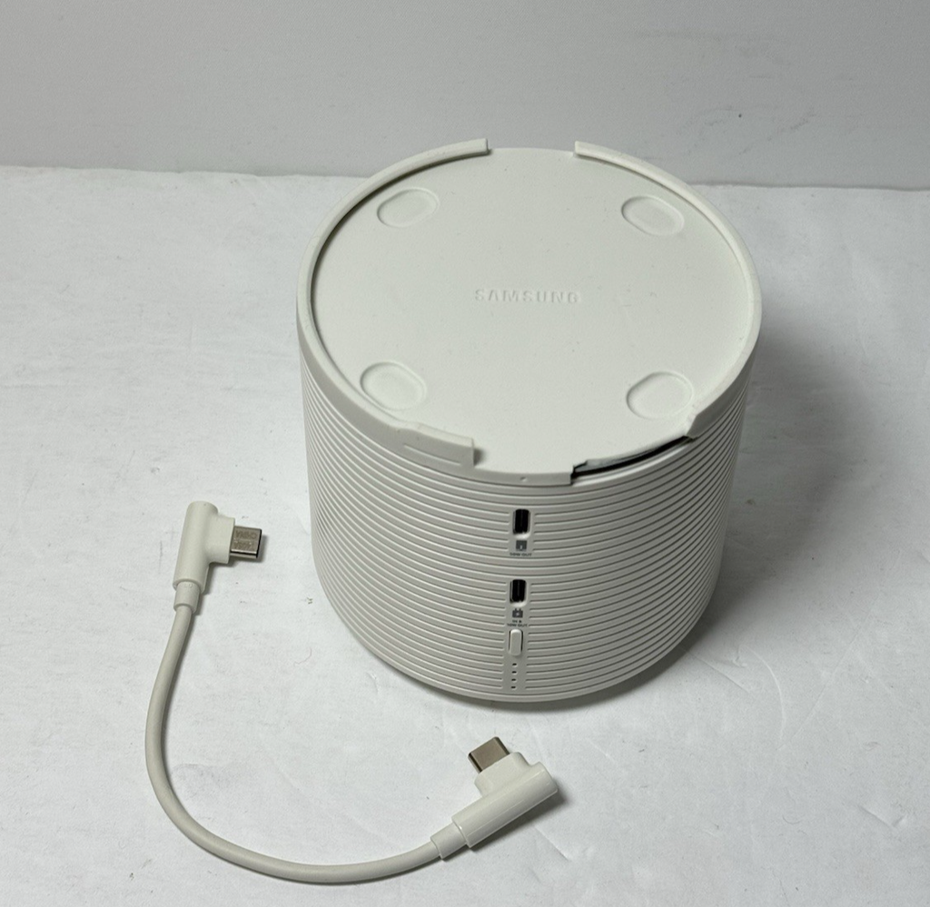 Samsung The Freestyle SP-LSP3BLA Portable Smart Projector w/battery base #10