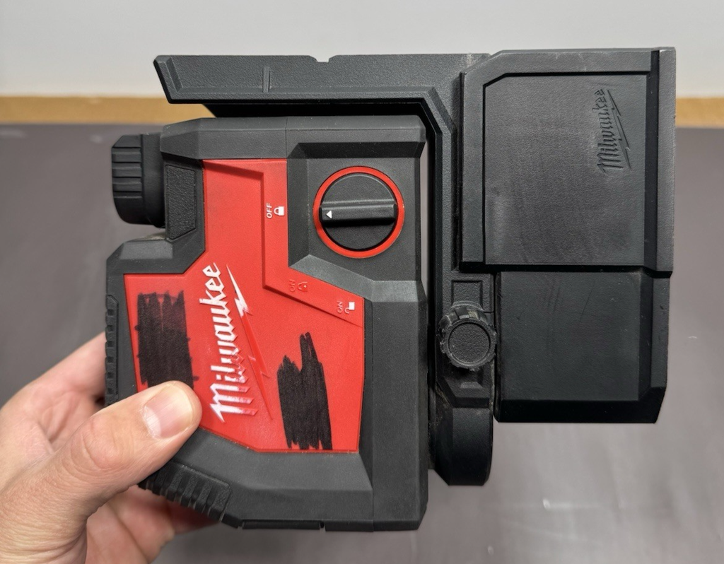 Milwaukee 3522-20 Cross Line & Plumb Point Laser Lever With Battery #5