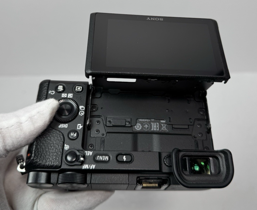 Sony Alpha A6400 Mirrorless Digital Camera 24.2 MP w/28-70mm lens-10,400 Shutter #6