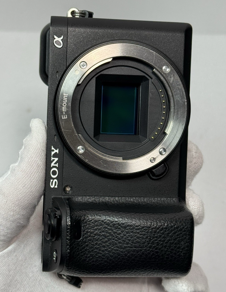 Sony Alpha A6400 Mirrorless Digital Camera 24.2 MP w/28-70mm lens-10,400 Shutter #7