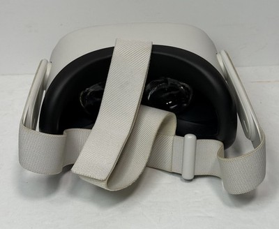 Meta Quest 2 128GB VR Headset Bundle with Controllers #4