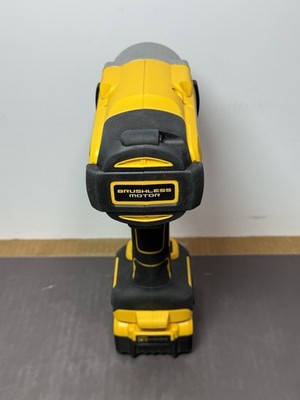 DEWALT DCF900 20V XR Brushless Impact Wrench Kit Battery Charger Bag #2