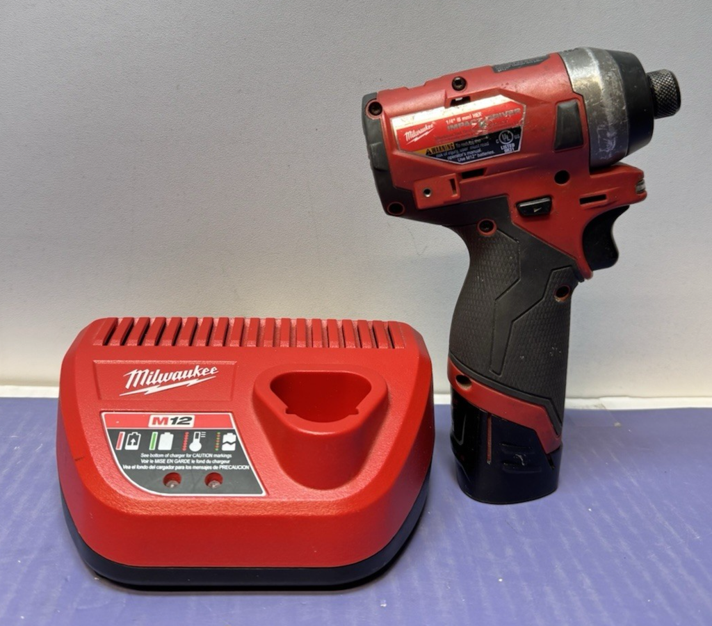 Milwaukee M12 FUEL 2553-20 12V Impact Driver w/Battery & Charger - Preowned #1