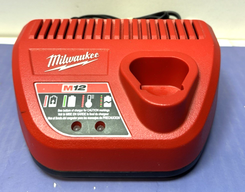 Milwaukee M12 FUEL 2553-20 12V Impact Driver w/Battery & Charger - Preowned #7