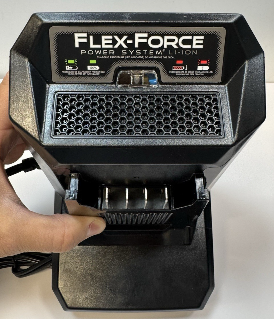 Toro Flex-Force 60V MAX 8.0Ah Batt & Charger Set & Models 88980/88902 - Open Box #5