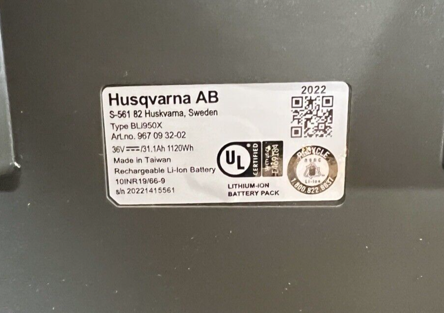 Husqvarna 550iBTX Blower WITH BLI950X BATTERY AND CHARGER #8