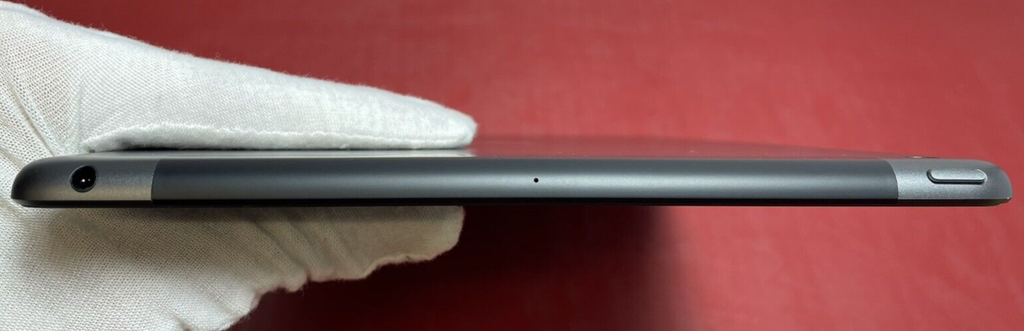 Apple iPad 9th Gen 10.2"  (A2603) 64GB WiFi + Cellular Unlocked W/ ZAGG Keyboard #4