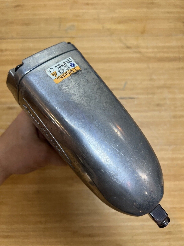 Blue-Point AT5500 1/2" Drive Air Impact Wrench Pre owned works Good #1