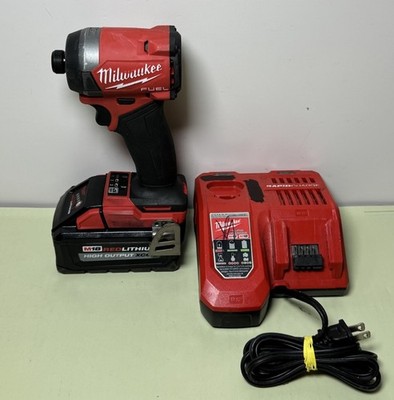 Milwaukee 2953-20 M18  1/4 Hex Impact Driver 18V  with 6Ah Battery & Charger
