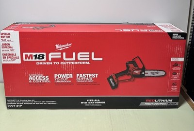 Milwaukee M18 FUEL HATCHET 8" Pruning Saw Kit 3004-21P Chainsaw Battery Charger