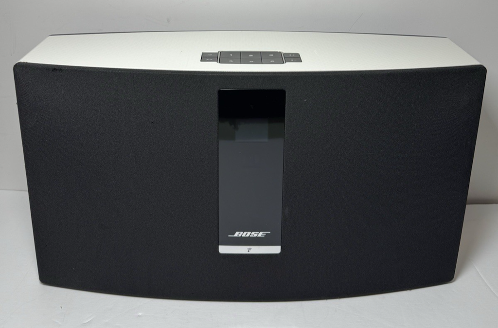 Bose SoundTouch 30 Wi-Fi Music System Model: 412550 w/ Power Cord and Remote
