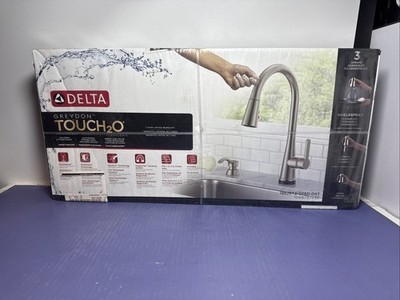 Delta GREYDON ToucH2O Pull-Down Kitchen Faucet 19826TZ-SPSD-DST Silver BRAND NEW