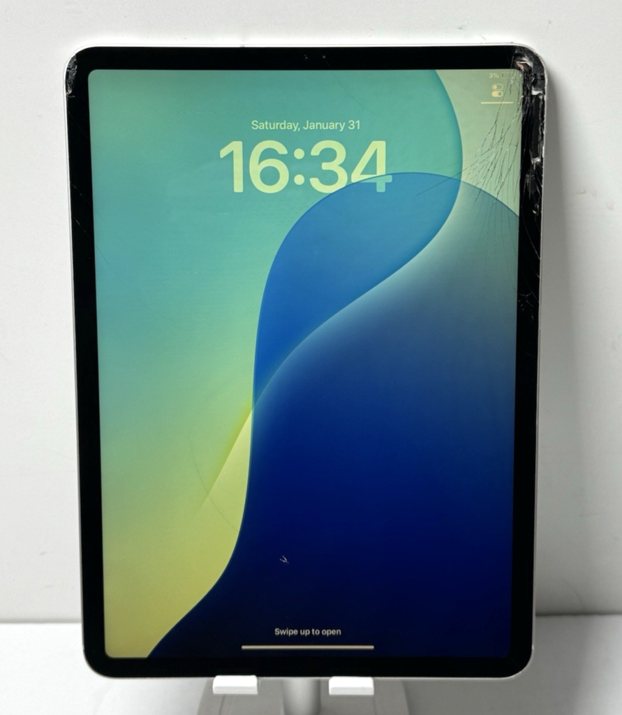 Apple iPad Pro 11" 1st Gen 2018 64GB WIFI+Cell -Unlocked Silver *BAD SCREEN*