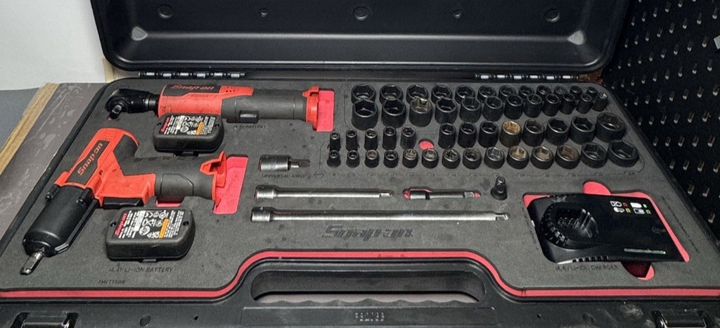 Snap-on 62pc 3/8" Cordless Impact To-Go Set 262CTSS01FR – Missing SIMFM13