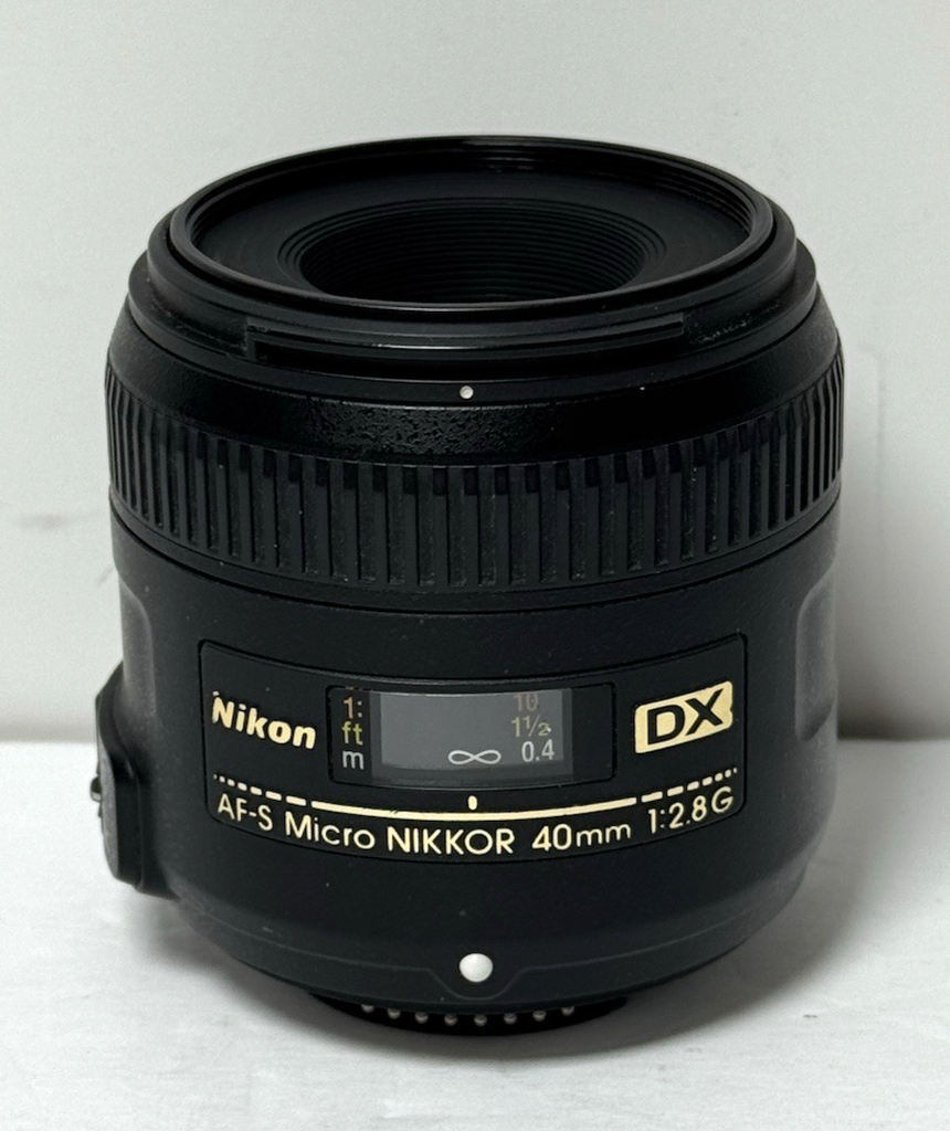 Nikon AF-S DX Micro-NIKKOR 40mm f/2.8G  Lens