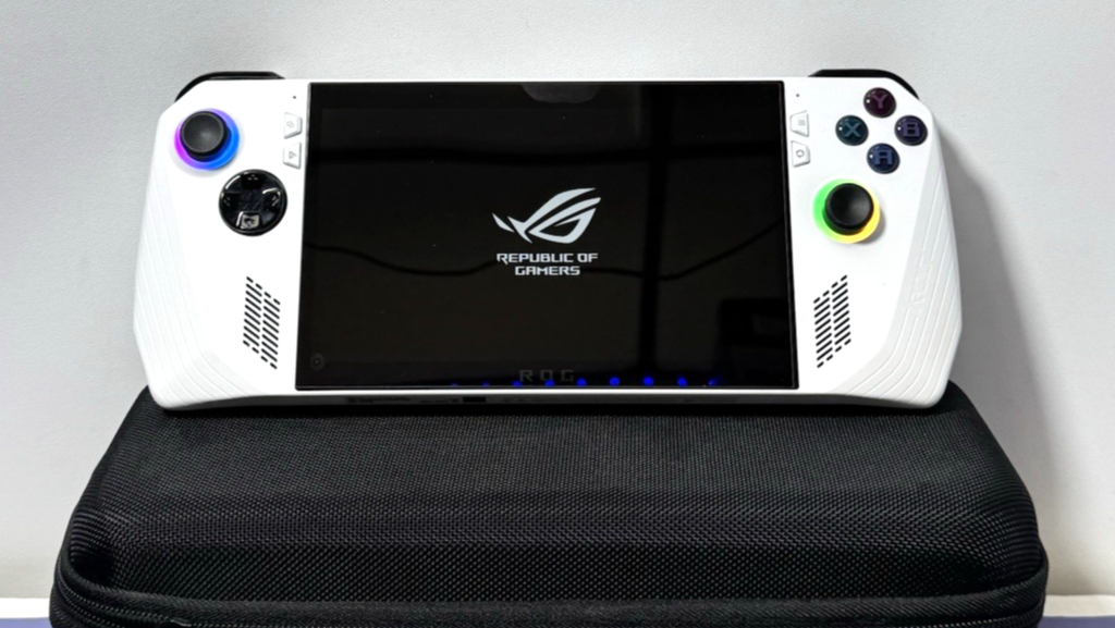 Asus ROG Ally 7" AMD Ryzen Z1 16GB RAM 512GB White /Batt 98% w/case