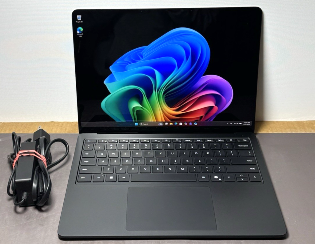Microsoft Surface 7th Edition 13.8" 2036 Touch Snapdragon X 16GB,  512 SSD, 100%