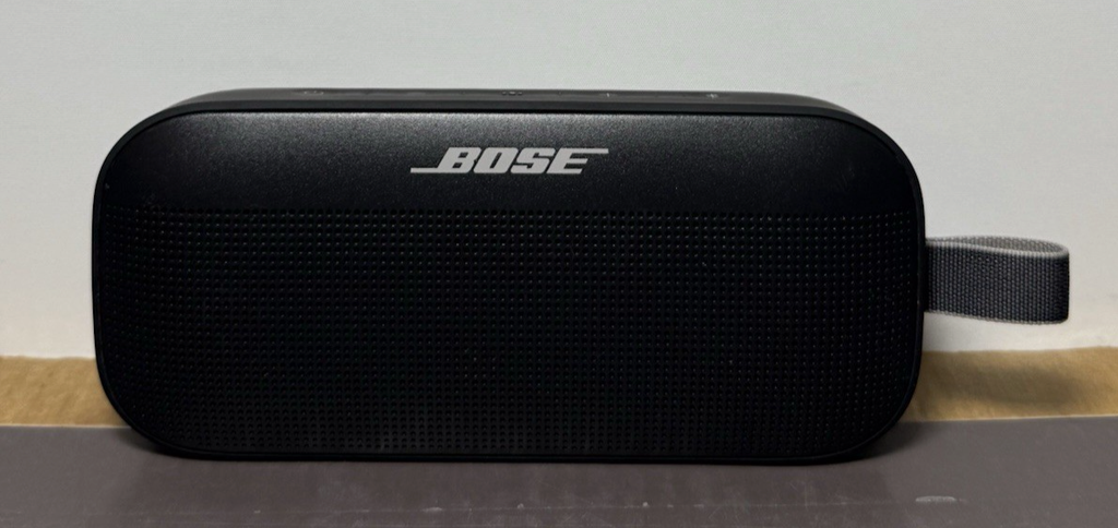 Bose SoundLink Flex Bluetooth Portable Speaker Black 1st Gen