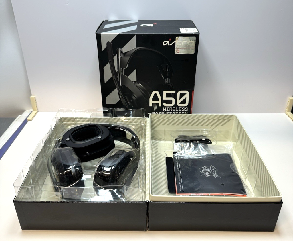 Astro A50 Ear-Cup Wireless Headphone Black (939-001673) w/ Base Station, Box