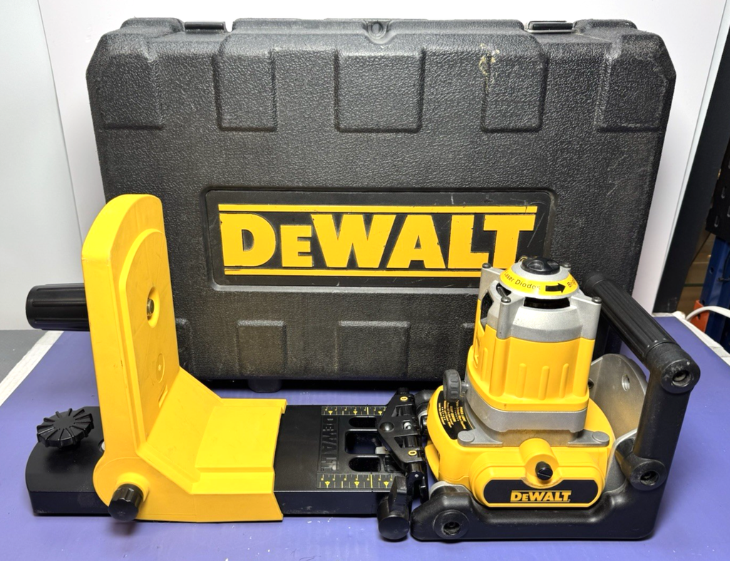Dewalt DW071 Rotary Laser Level kit - Preowned